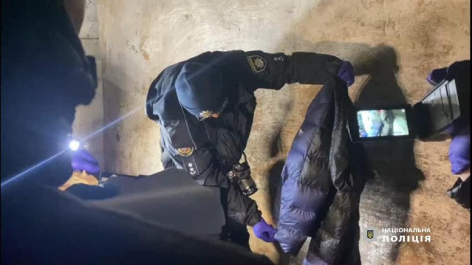 За підозрою у вбивстві 15-річної дівчини поліцейські затримали її однолітка - познайомилися напередодні За підозрою у вбивстві 15-річної дівчини поліцейські затримали її однолітка