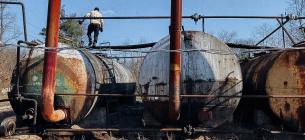На Полтавщине повредили нефтепровод и украденное топливо заменяли водой  На Полтавщине повредили нефтепровод и украденное топливо заменяли водой
