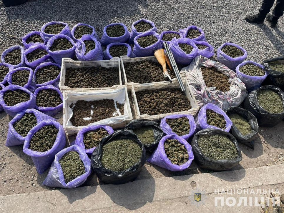 19 регіонів, 26 наркодилерів: Нацполіція знешкодила масштабну мережу наркозбуту через Інтернет Нацполіція знешкодила масштабну мережу наркозбуту