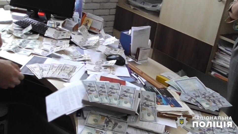 На Одещині посадовицю центру психічного здоров'я підозрюють у корупції Посадовицю психічного здоров'я підозрюють у корупції