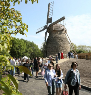 Відновили унікальний 100-річний вітряк з Херсонщини