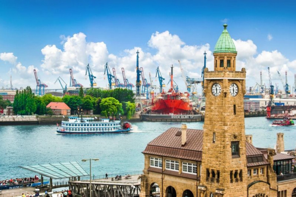 Приостановлена обработка грузов в портах Германии из-за забастовки