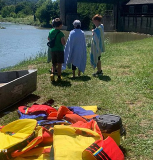 Во время сплава по горной реке едва не погибла группа детей во время сплава по горной реке