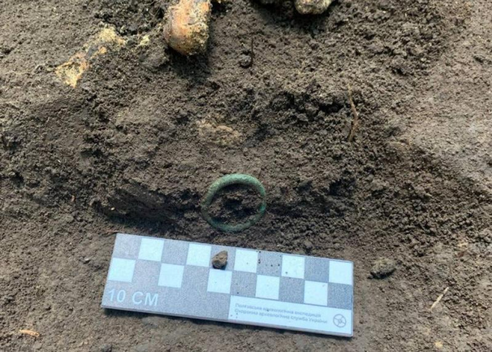 На Полтавщині дослідники виявили ямне інгумаційне поховання