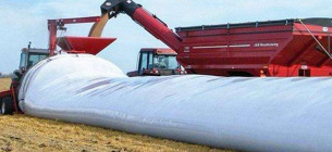 Фермери можуть безкоштовно отримати рукави для зберігання зерна нового врожаю