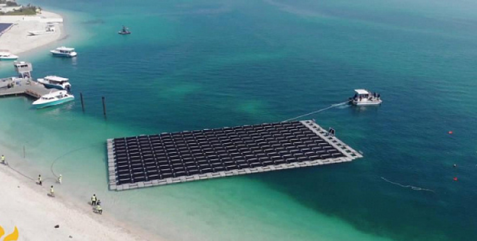 Солнечные панели можно устанавливать на воде: в чем преимущество этого метода Солнечные панели Гидроэлектростанции Экологическая энергетика Зеленая энергетика