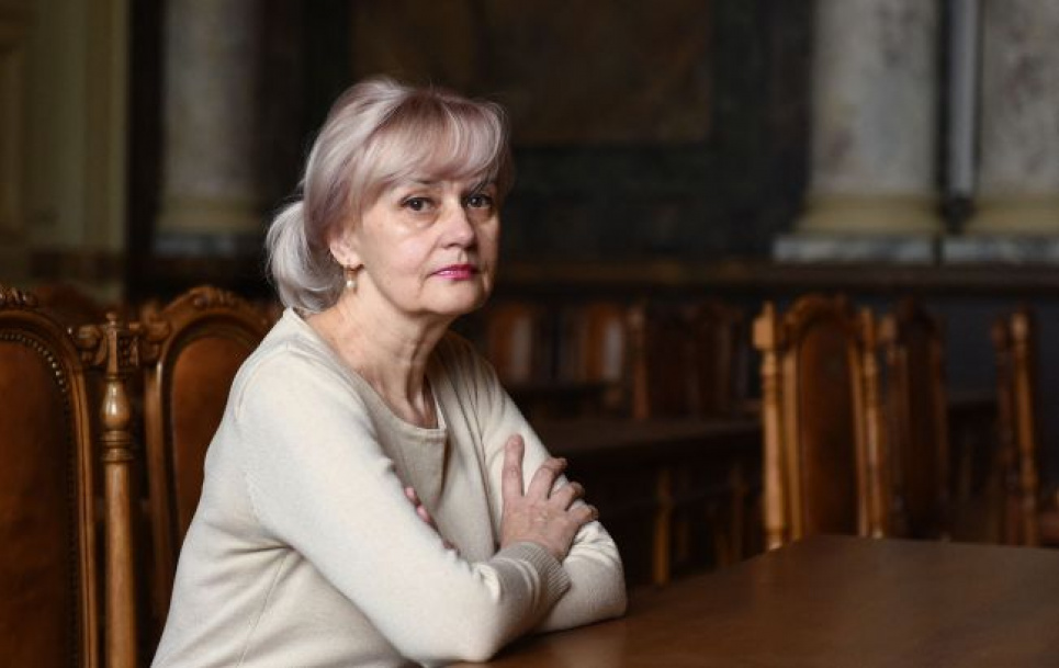Ирина Фарион не выжила после покушения, ее похоронят в понедельник во Львове Ирина Фарион покушение Убийцу ищут
