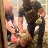СБУ затримала диверсанта рф, який підпалив у Києві релейну шафу Укрзалізниці