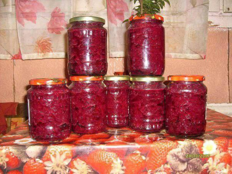 Борщова зaпpaвкa — простий рецепт смачної заготівлі на зиму Фото: Телеграм-канал «Дача. Сад та город»