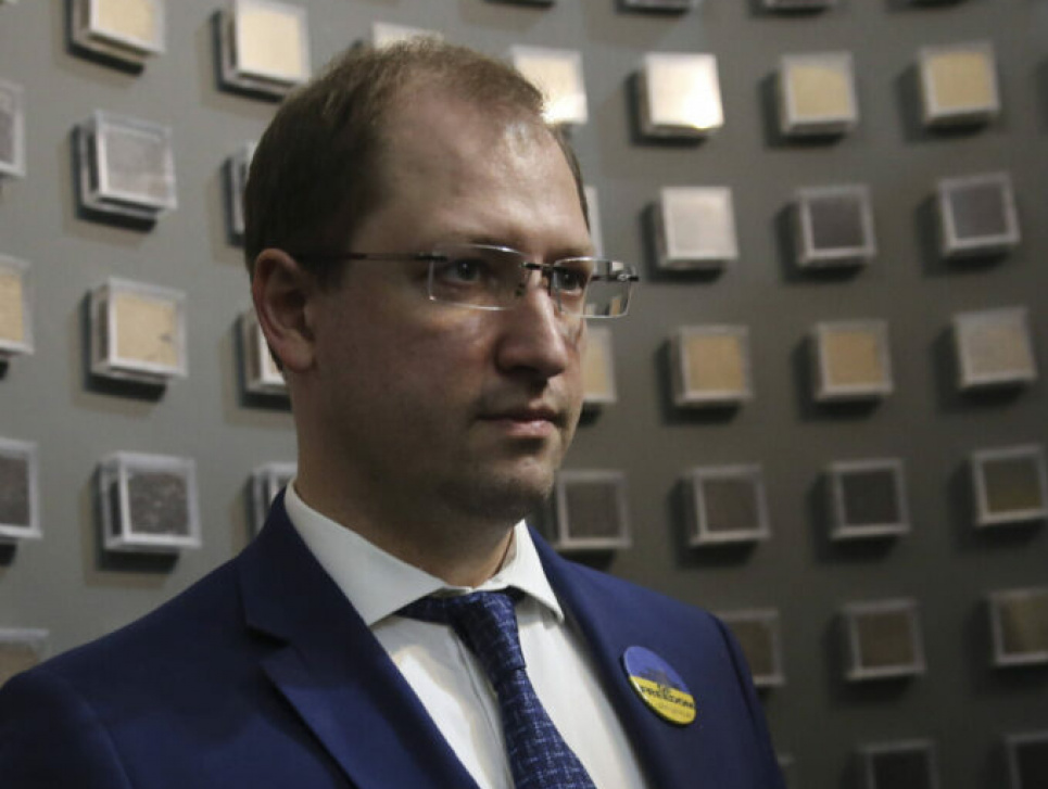 Сума довкіллєвих збитків перевищує 2,5 трильйони гривень - Руслан Стрілець  Сума довкіллєвих збитків від війни перевищує 2,5 трильйони гривень