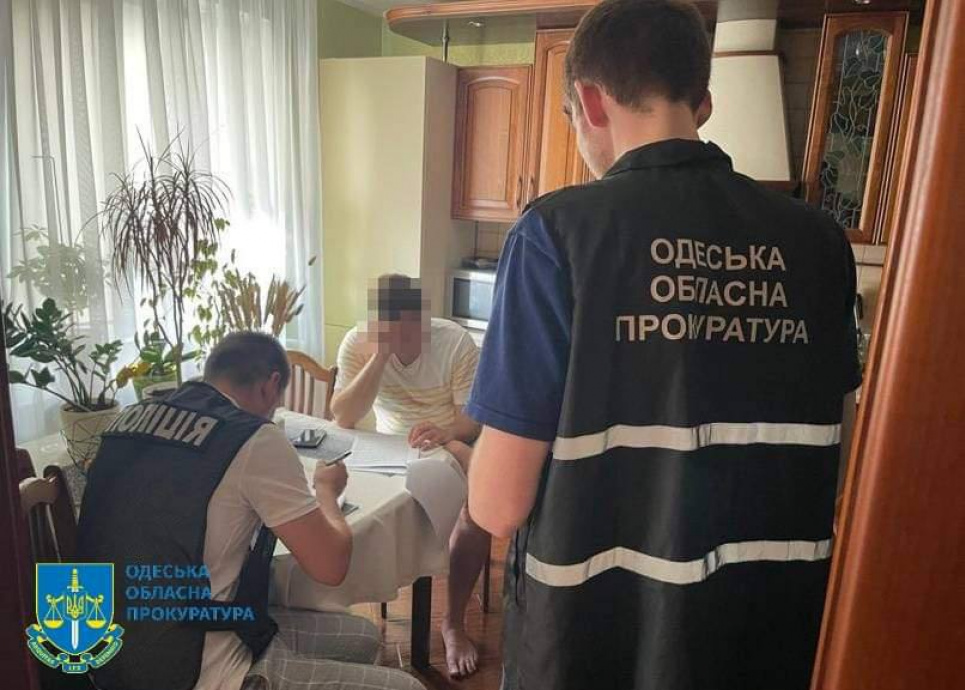 Переплата 3,7 млн грн: на Одещині у службовій недбалості підозрюють посадовця НЕК «Укренерго»  Вручення підозри посадовцю НЕК «Укренерго»