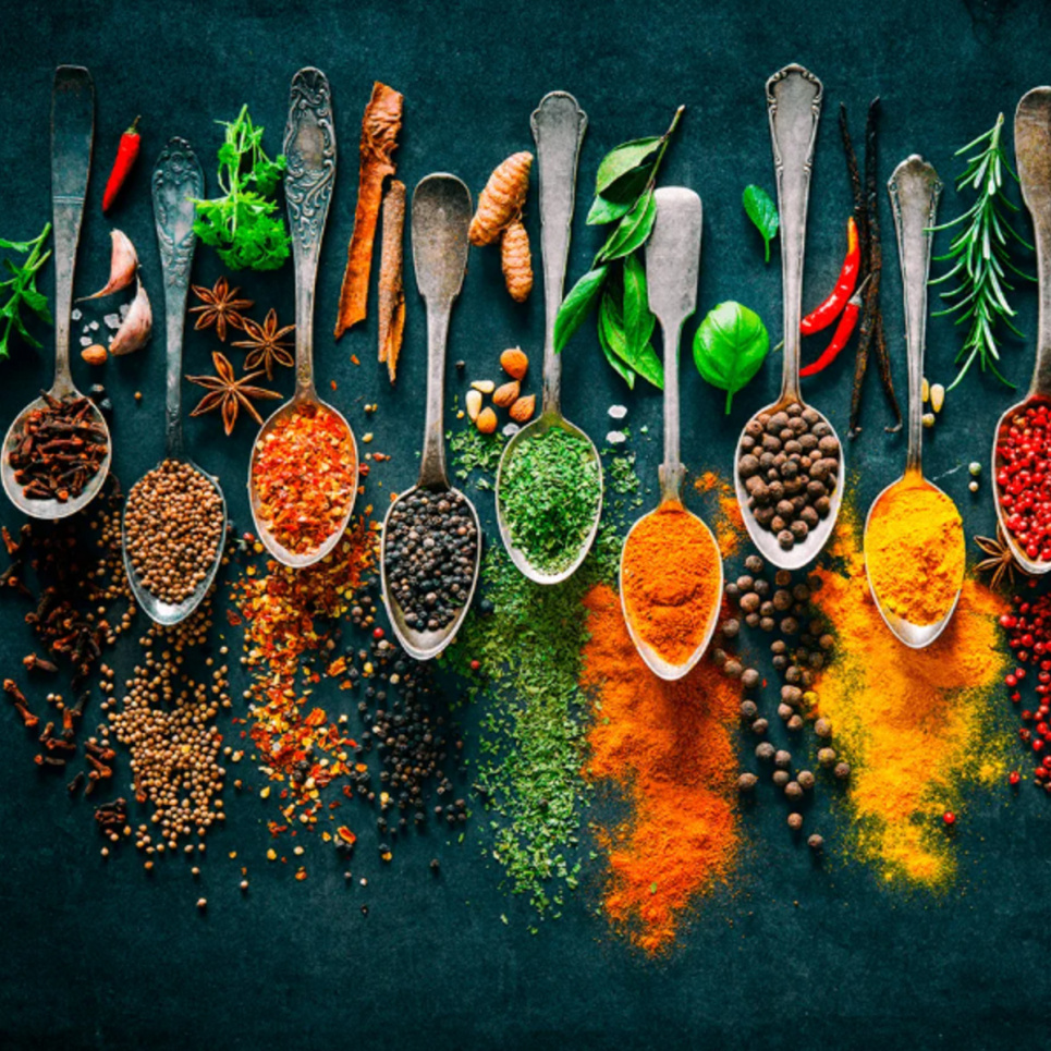 Менше солі, більше спецій: так смачніше, і здоровіше ФОТО: різноманітні спеції