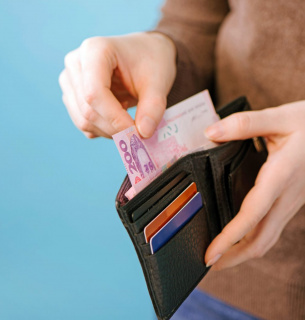 «Це податок на звичайних людей»: OLX критикує законопроєкт про доходи від онлайн-продажів Фото ілюстративне
