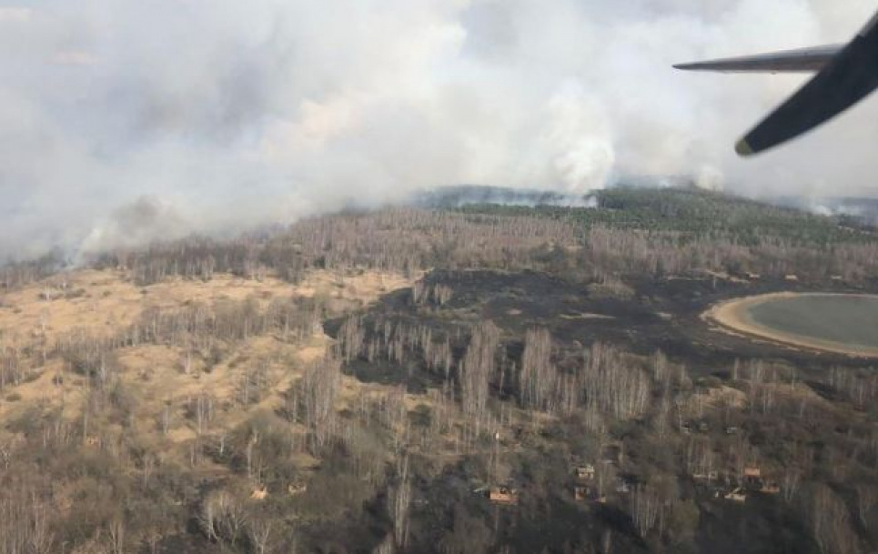 У Чорнобильській зоні горить ліс У Чорнобильській зоні горить ліс.
Фото: ДСНС
