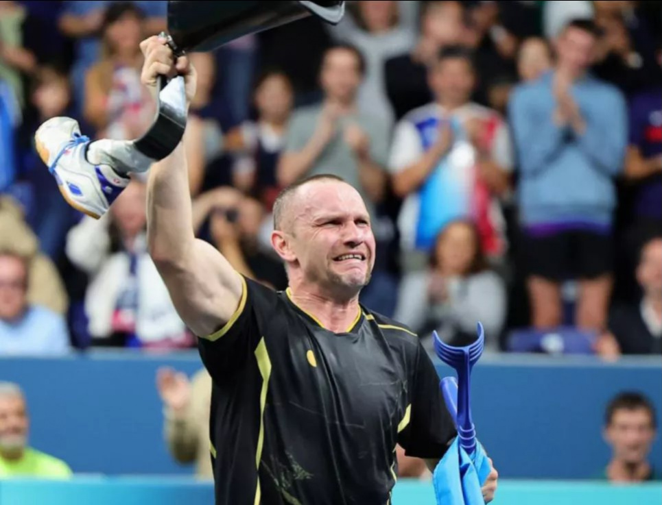 Украина на седьмом месте: Паралимпийские игры – 2024 в Париже завершено (ФОТО) Украинский паралимпиец Виктор Дидух завоевал свою первую золотую медаль в Париже-2024 в финале турнира по настольному теннису.