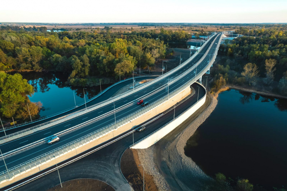 Будівництво 628-метрового мостового комплексу на річці Десна