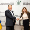 ФОТО: Міністр захисту довкілля та природних ресурсів Світлана Гринчук і керуючий партнер консалтингової компанії KPMG в Україні Андрій Цимбал / Міндовкілля