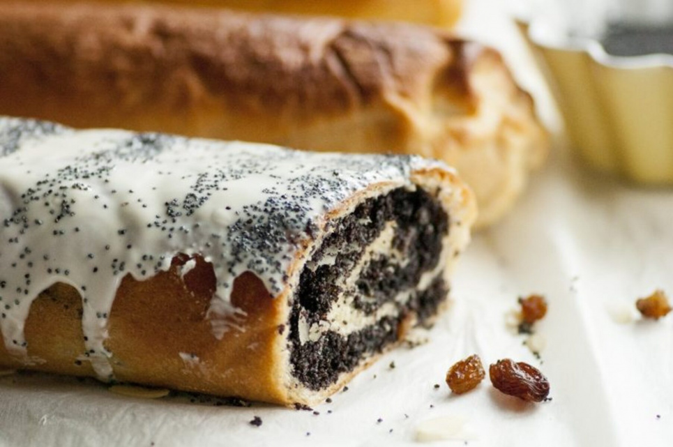 З маком, варенням, родзинками, корицею: сім простих рецептів рулетів із дріжджового тіста Фото: «Здорові люди»