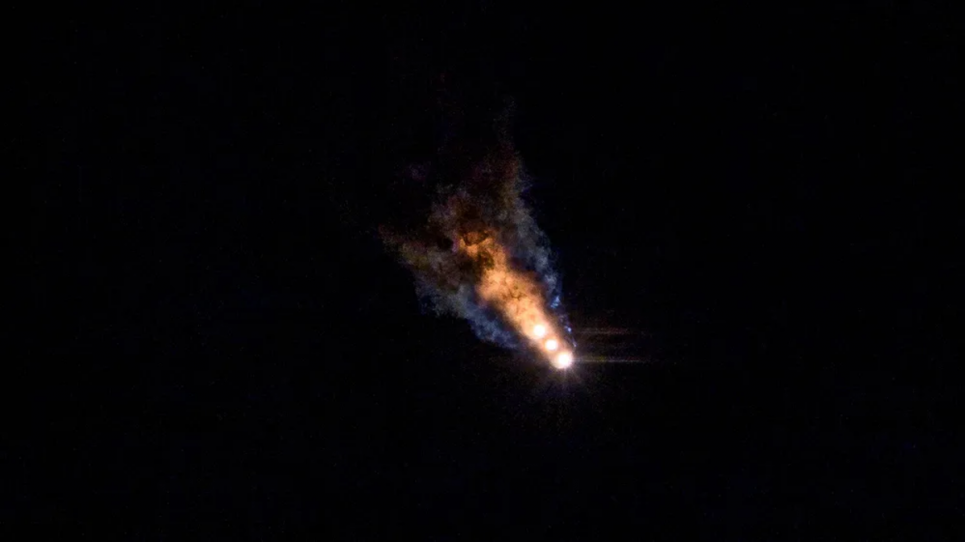 Дослідники очікують на «ознаки життя»: зонд NASA підійде до Сонця ближче, ніж будь-який штучний об'єкт до нього Сонячний зонд Parker обертається навколо Сонця по еліптичній орбіті з 2018 року. Але він ніколи не був так близько, як 24 грудня. Фото: Білл Інгаллз/ NASA/Handout/Reuters