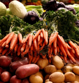 Як обрати безпечні весняні овочі: поради споживачам