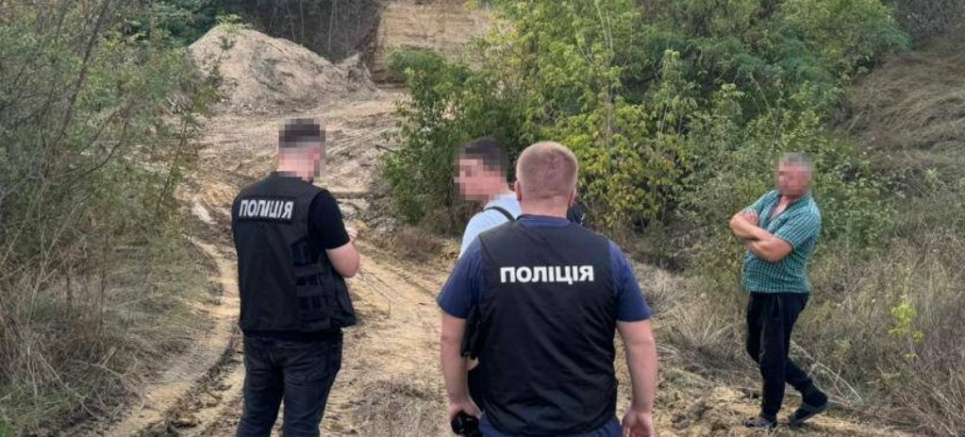 В Одесской области разоблачена незаконная добыча полезных ископаемых на территории 67 гектаров В Одесской области будут судить группу лиц за незаконную добычу песка на 900 тысяч гривен. Фото: Одесская областная прокуратура
