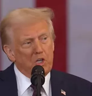 Трамп проти The Wall Street Journal: позов на $10 мільярдів через згадку про Епштейна Трамп подав позов на 10 мільярдів доларів проти The Wall Street Journal через статтю про Епштейна