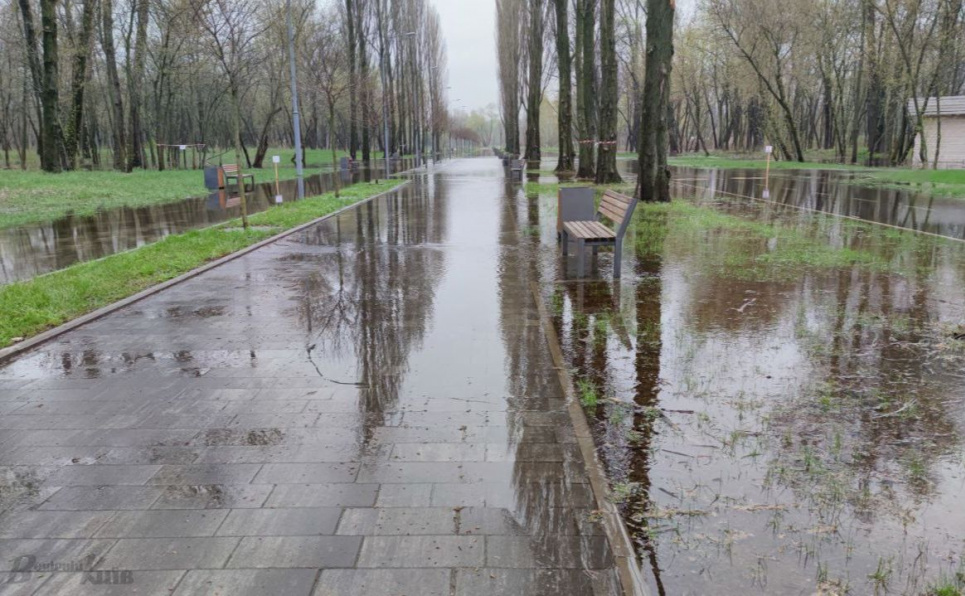 Холоди в Україні затримаються: названо нову дату потепління Похолодання в Україні затягнеться до 20 травня