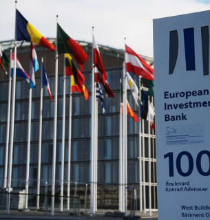 ЄБРР готує €500 мільйонів для "Нафтогазу" на закупівлю газу ЄБРР виділить €500 млн для «Нафтогазу» на газ та планує інвестувати €3 млрд на рік в Україну