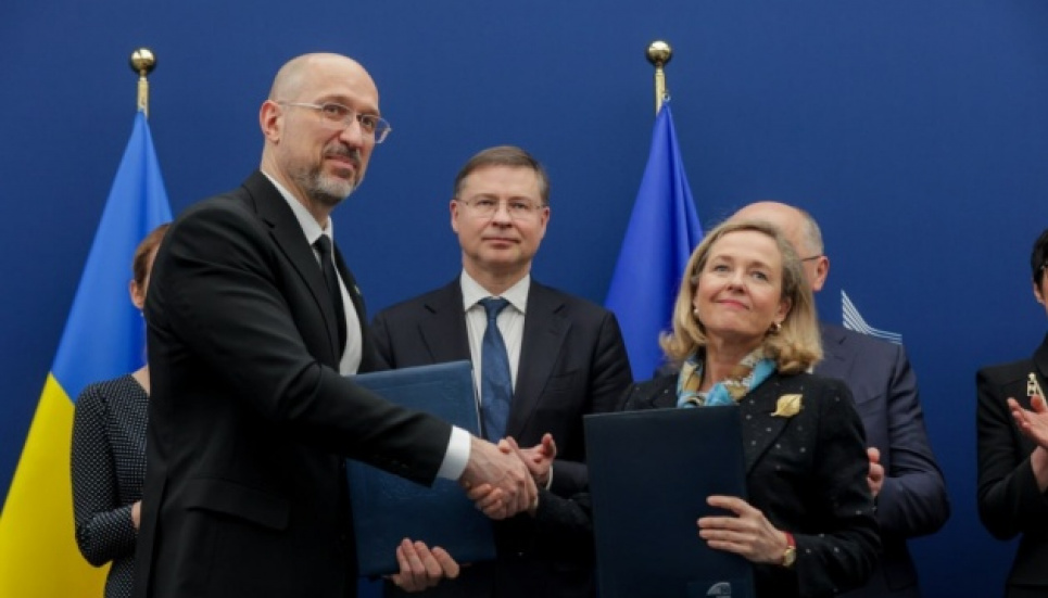 Украина получит 300 млн евро от ЕИБ на восстановление энергетики и инфраструктуры Украина получит 300 млн евро от ЕИБ на восстановление энергетики и инфраструктуры