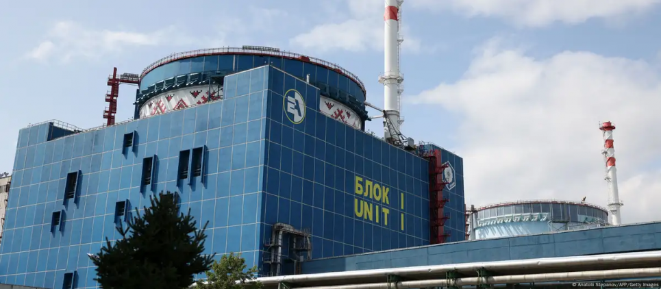 Болгарія передумала продавати Україні ядерні реактори для ХАЕС — чому так сталось і чи справді це лише на краще Хмельницька АЕС. Фото: Anatolii Stepanov/AFP/Getty Images