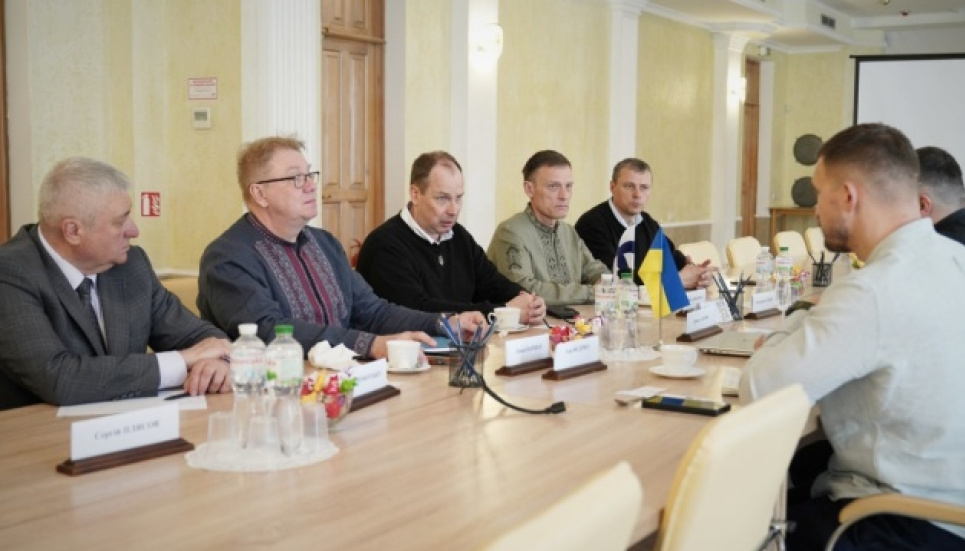 Украина и Финляндия объединят усилия для защиты оборонного производства Украина и Финляндия будут сотрудничать в создании защищенных производственных площадок для оборонной промышленности