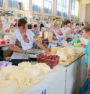 Контроль якості молока на ринках України посилено новими правилами Нові правила контролю якості молока на агроринках України