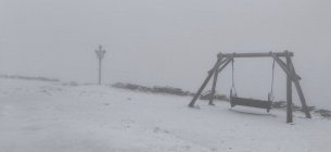 Гору Поп Иван на Раховщине покрыло снегом  Гору Поп Иван на Раховщине покрыло снегом