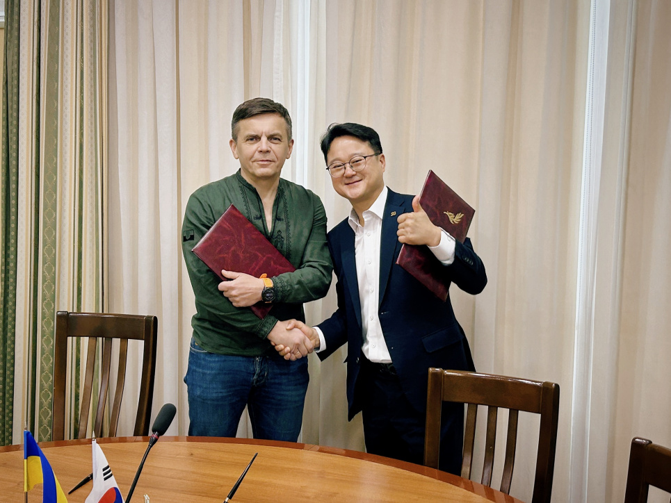 Україна перейматиме корейський досвід у будівництві екологічних та довговічних доріг Нові технології для українських доріг: співпраця з Кореєю