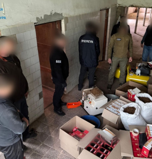 На Волині викрили незаконне виробництво цигарок у приміщенні колишнього дитячого табору Незаконне виробництво цигарок