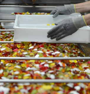В отозванных конфетах Haribo обнаружен каннабис, полиция проводит расследование Фото: AFP