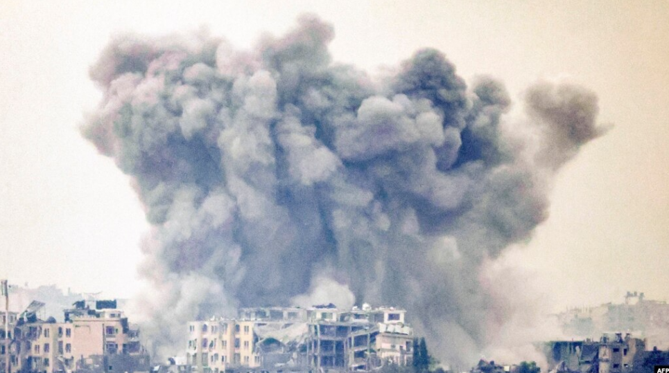 Ізраїль готується атакувати енергетичну інфраструктуру Ірану — Fox News Фото: Menahem KAHANA/AFP