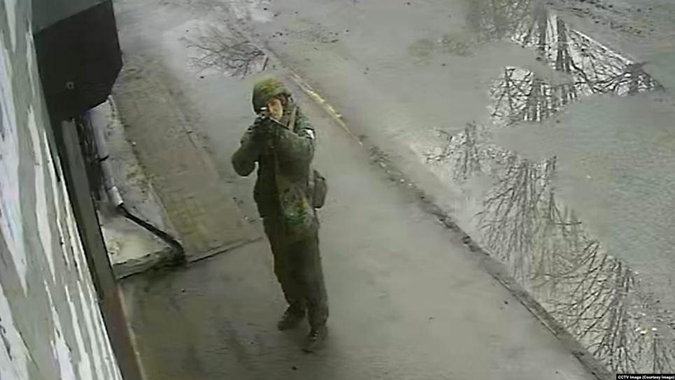 Новое расследование и распознавание русских солдат, причастных к военным преступлениям в Буче Псковские десантники в Буче. Источник: Docudays UA