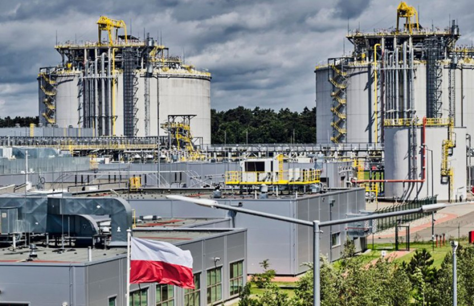 "Нафтогаз" законтрактовал еще 140 млн куб. м американского газа LNG терминал Свинаусце в Польше. Фото: GAZ-SYSTEM