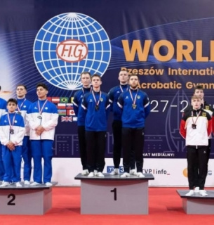 Львівські акробати виграли Кубок світу, здобувши третє золото поспіль Львівські акробати виграли Кубок світу зі спортивної акробатики 2025