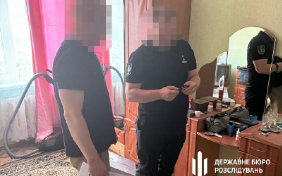 "Золотая" древесина для армии: ГБР разоблачило военного чиновника в схеме с убытками в 25 млн грн ГБР разоблачило военного на закупке древесины с убытками в 25 млн грн