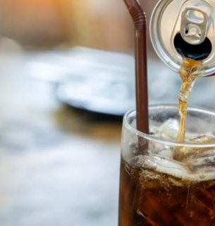 Від Білого дому до вашої склянки: як політика може змінити смак Coca-Cola Фото: Bbc.com
