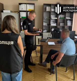 Екс-начальника колонії на Черкащині підозрюють у забрудненні річки та службовій недбалості Екс-начальника колонії на Черкащині підозрюють у забрудненні річки