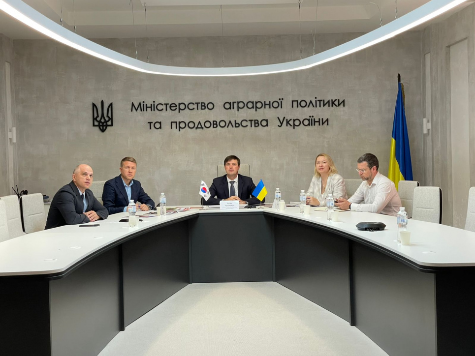 Український агросектор модернізують за допомогою корейських технологій Україна підписала меморандум з південнокорейським виробником агротехніки Daedong