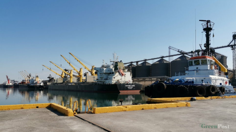 В портах Одесской области запретили перевалку аммиачной селитры и других взрывоопасных грузов Фото GreenPost