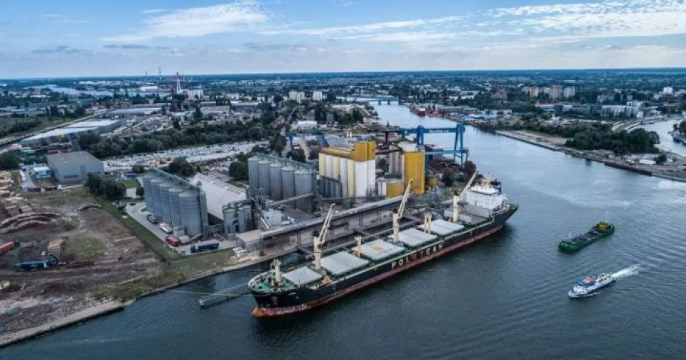 Без украинского зерна польские терминалы простаивают, а трейдеры несут убытки Гданський морський порт.
Фото: portgdansk.pl