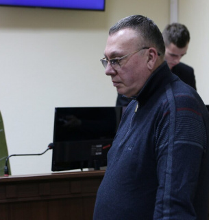 Суддя, який позбавив материнських прав 364 жінок, пішов на угоду зі слідством Суддя, який позбавив материнських прав 364 жінок, пішов на угоду зі слідством
