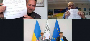 Украинские медики получат помощь от Гарварда, Йеля и Стэнфорда: подписан меморандум