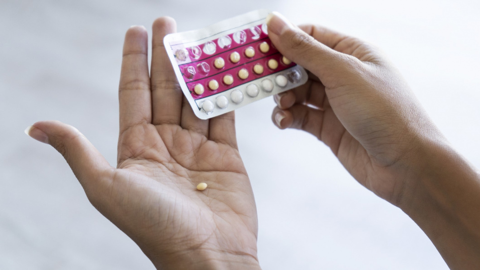 Почему женщины отказываются от гормональных таблеток? Фото: Cdc.gov