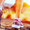 Всемирный день пешей ходьбы 2025: миф о 10 тысячах шагов и реальная польза прогулок